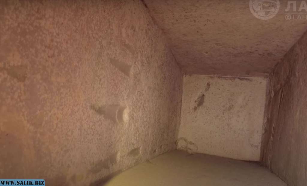 
        В саркофаге Сехемхета неожиданно обнаружены технологические следы неизвестного инструмента			
	            