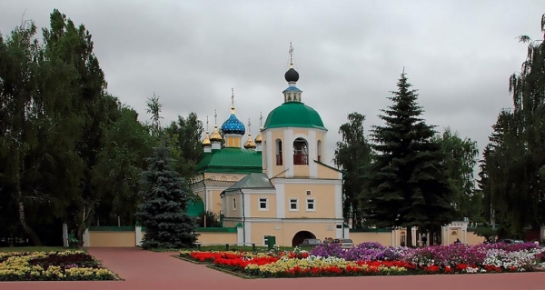 Свято-Сергиевский храм в Ливнах: описание и расписание служб