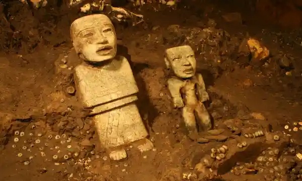 Загадка «реки ртути» под пирамидой Теотиуакана