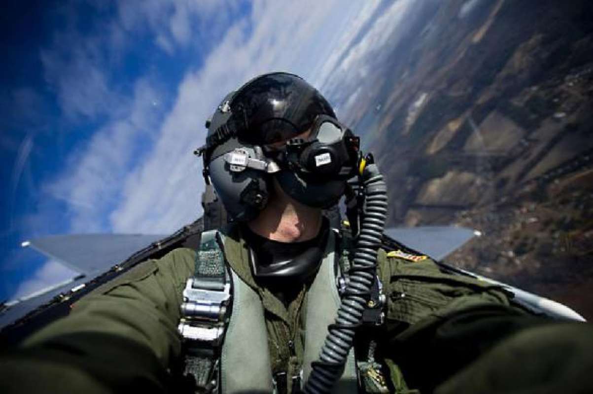 Бывший пилот ВВС США рассказал о своей встрече с НЛО