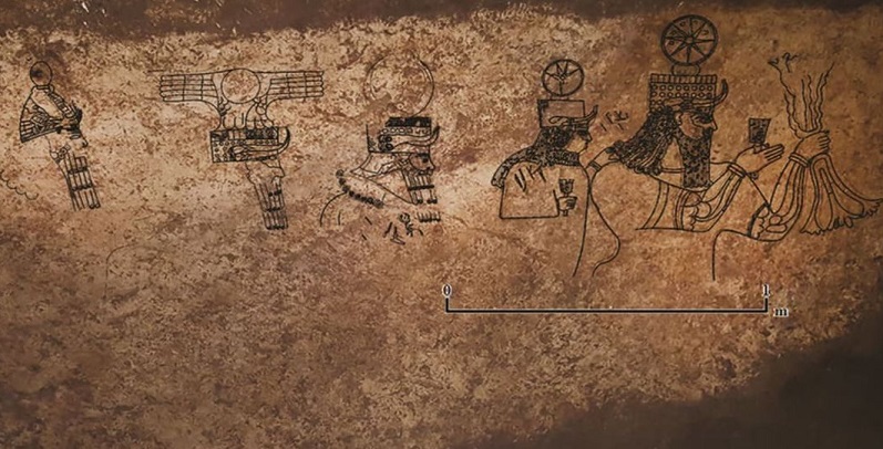 В Турции под домом обнаружили секретную камеру с древними рисунками
