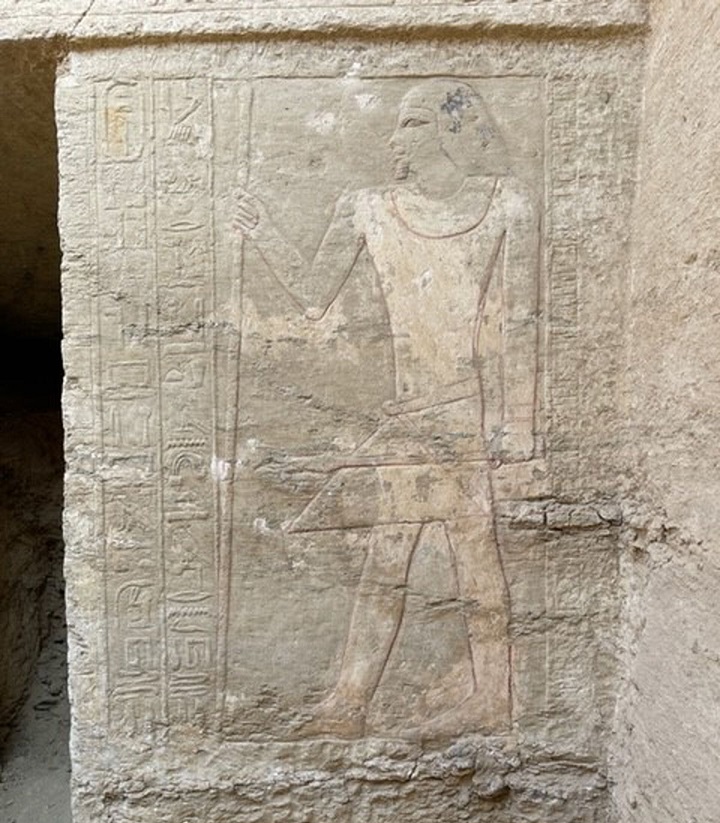 В Египте обнаружили древнюю гробницу чиновника, охранявшего секретные документы
