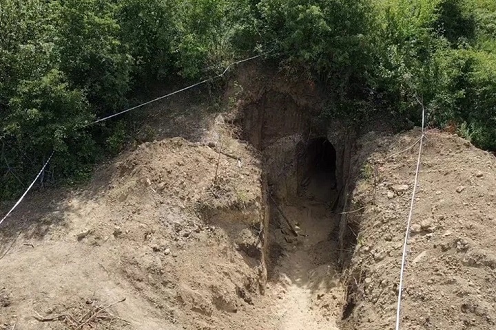 На Кубани нашли загадочное подземелье, которое немедленно уничтожили