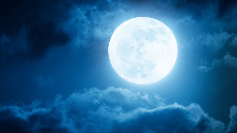 Землянам пообещали «Голубую луну» 31 октября в субботу