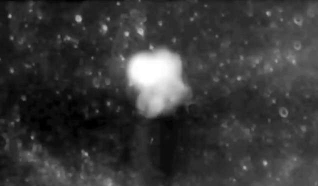 Странное облако над Луной запечатлел аппарат миссии Аполлон-16 в 1972 году