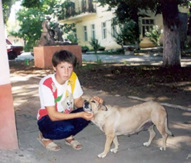 История Оксаны Малой - девочки, воспитанной собаками