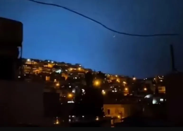 Странные вспышки в небе наблюдались в Турции перед землетрясением