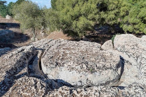 Тайна древних каменных колонн Сицилии: Их создали с помощью огромного сверла?