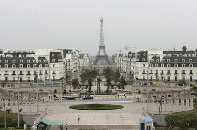Китайцы построили город - точную копию Парижа