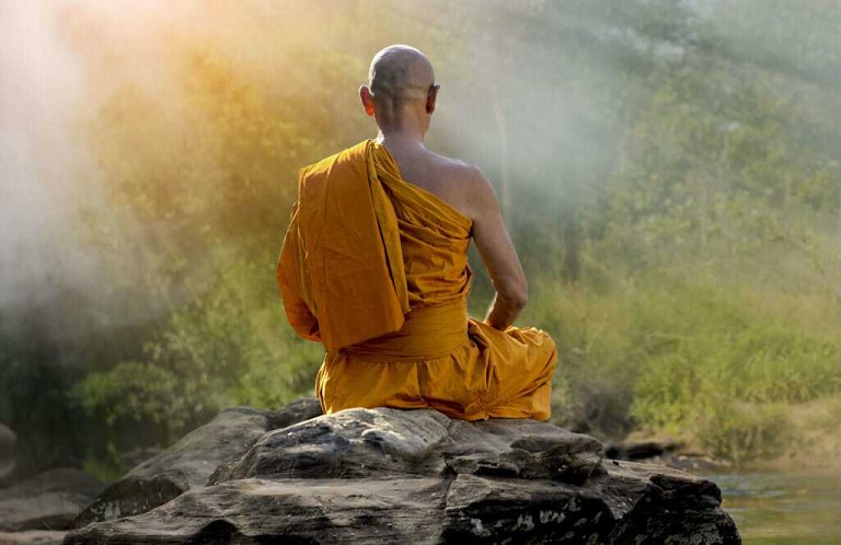 Тайны мозга и сознания: Российские ученые исследуют мозг монахов в процессе медитации