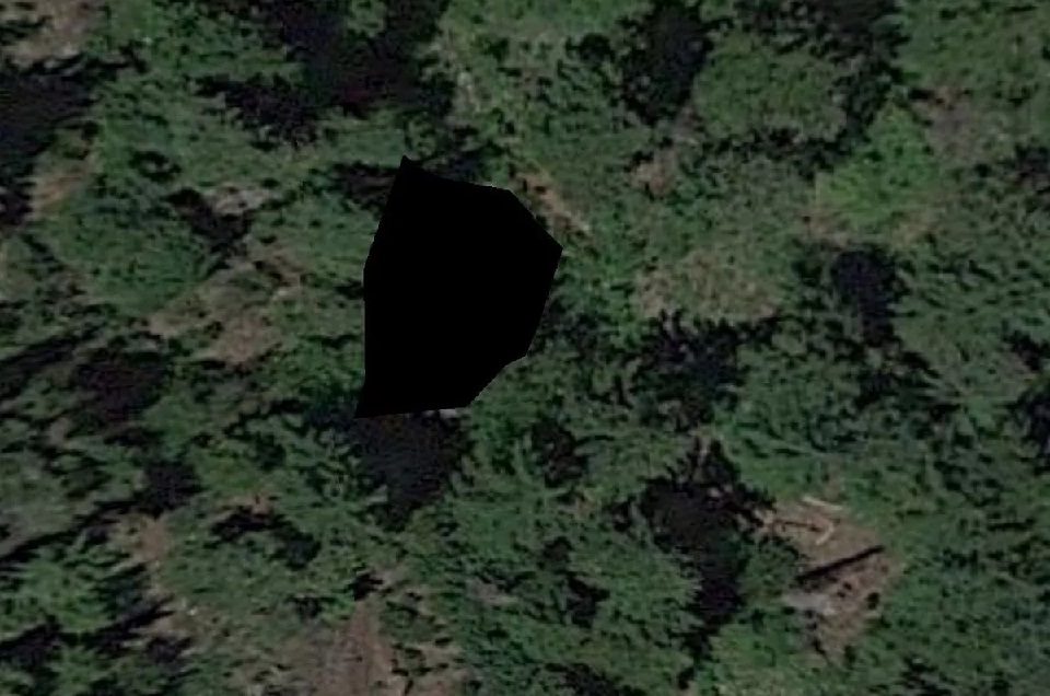 Загадочная «Дыра Мэла»: Скрытая на спутниковых картах воронка глубиной 250 километров